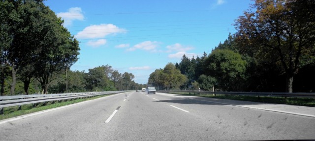 Fortkörning på riktigt - Autobahn A95 i riktning München. Fri fart!